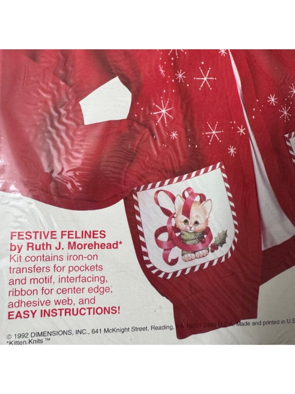 Dimensions Festive Felines Iron-On Transfer Kit Holiday Fashion 1992 Cats Kitten - Picture 3 of 8